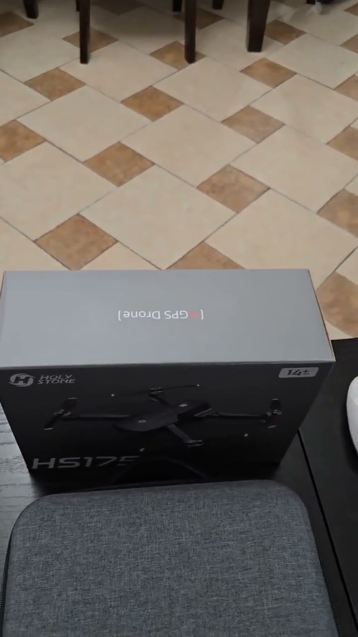 GPS Camera Drone with 4K-Labeled Camera and Auto-Return detail 6